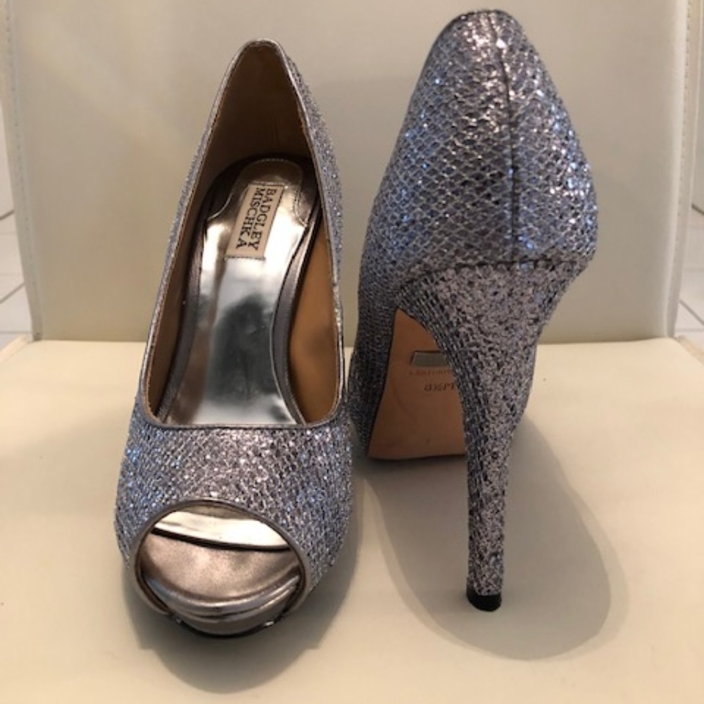 Silver Glitter Metallic Heel- Excellent Condition